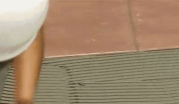 瓷磚小知識(shí)：全動(dòng)圖教你如何鋪貼瓷磚_3